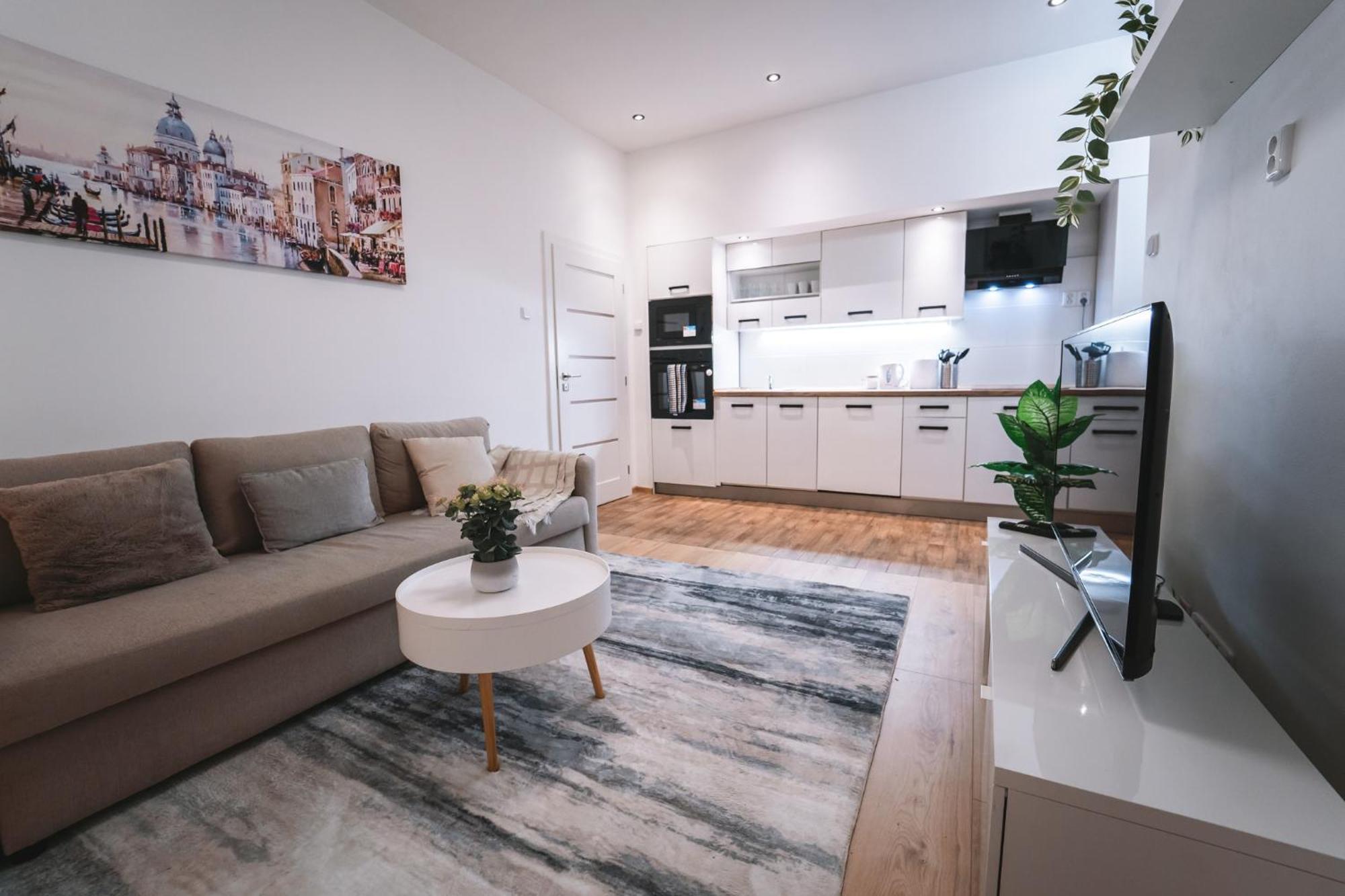 Swanky Retreat *